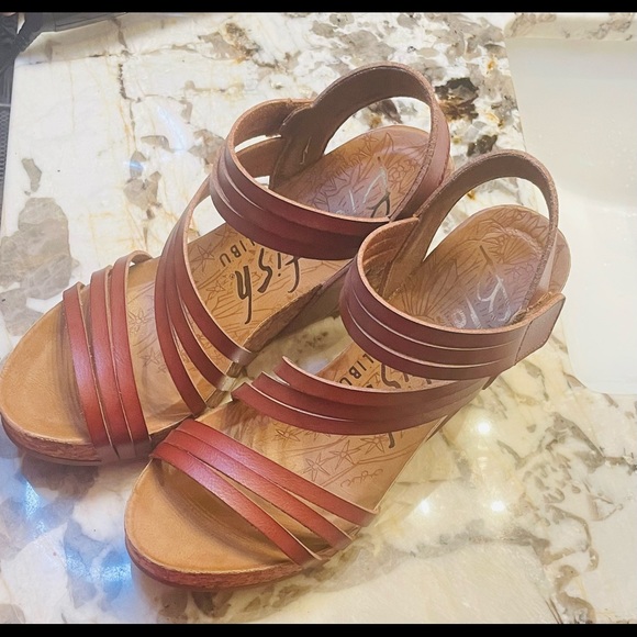 Blowfish Malibu Women's Hapuku Wedge Sandal, Scotch Dye cut size 8.5, worn once - Picture 2 of 4